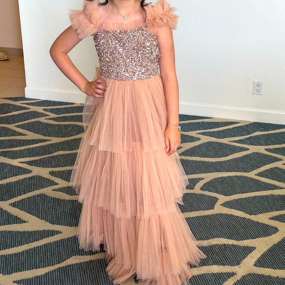 Pink/nude sequin flowdress